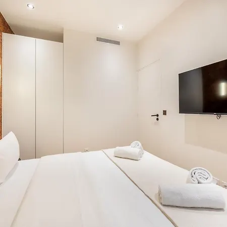 Lovely Close To Eiffel Tower Parigi